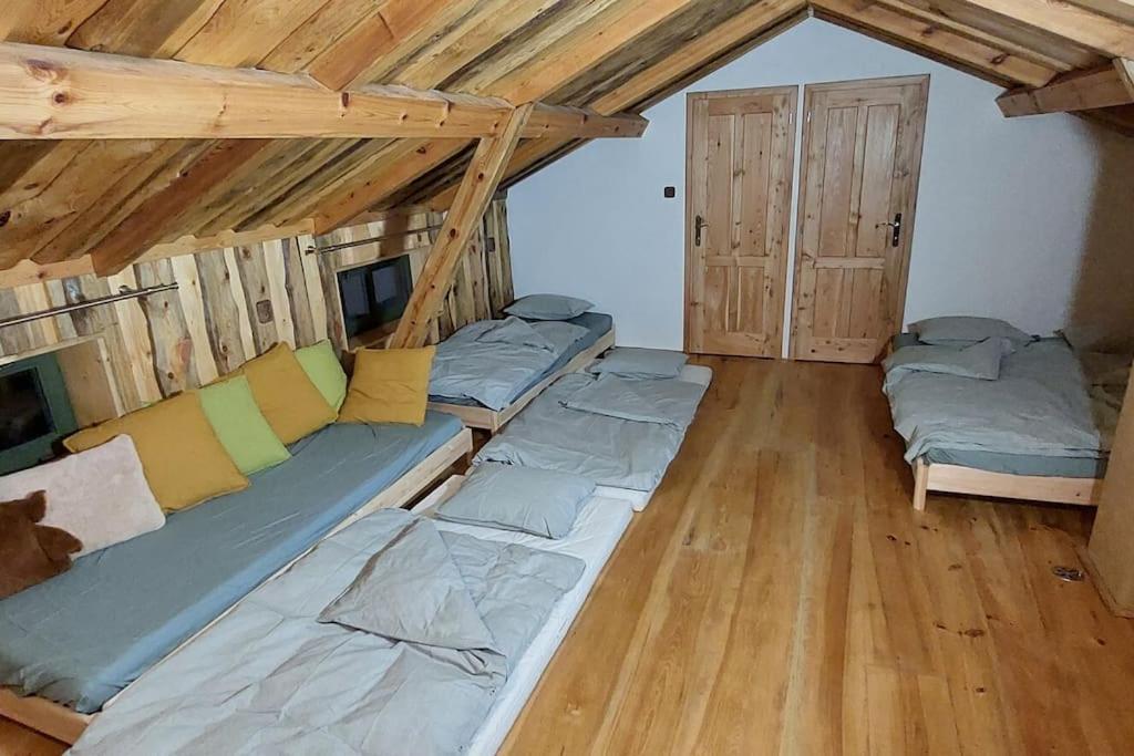 Chalet Boruvka - Biofarma Na Samote V Lesich Benesov  Extérieur photo
