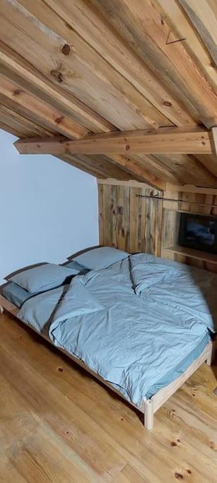 Chalet Boruvka - Biofarma Na Samote V Lesich Benesov  Extérieur photo